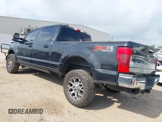2020 Ford F-250 XL z VIN 1FT7W2BN1LEE18561, wystawiony jako IAAI lot #42178103 z przebiegiem 103 408 mil mil oraz . Historia ofert i sprzedaży dostępna na DreamBid. Obrazek 3.
