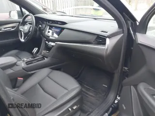 2024 Cadillac XT6 Luxury with VIN 1GYKPBR47RZ723532, listed as a IAAI auction lot 41758065 with 31,712 mi miles. Bid and sale history available at carsss.com. Image 5.