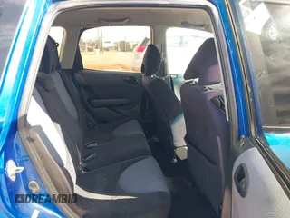 2008 Honda Fit Sport with VIN JHMGD38628S036848, listed as a IAAI auction lot 41949950 with 355,361 mi miles. Bid and sale history available at carsss.com. Image 8.