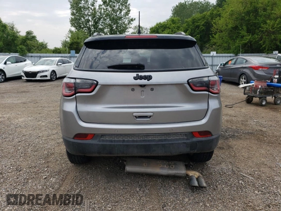 2019 Jeep Compass Limited z VIN 3C4NJDCB1KT760418, wystawiony jako Copart lot #60749295 z przebiegiem 147 863 mil mil oraz Szkoda całkowita • Salvage title. Historia ofert i sprzedaży dostępna na DreamBid. Obrazek 6.