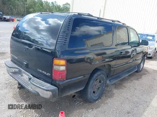 2001 Chevrolet Suburban LS with VIN 1GNEC16T91J316830, listed as a IAAI auction lot 41832158 with 143,332 mi miles. Bid and sale history available at carsss.com. Image 4.
