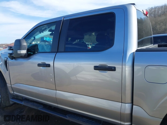 2021 Ford F-150 XL with VIN 1FTEW1EP2MFC44056, listed as a IAAI auction lot 41716105 with 58,979 mi miles and . Bid and sale history available at DreamBid. Image 15.