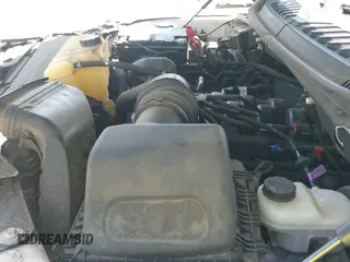 2018 Ford F-150 XL с VIN 1FTEW1C53JKE55013, выставлен на аукционе IAAI как лот 43198984 с пробегом 121 753 миль миль и . История ставок и продаж доступна на DreamBid. Изображение 19.