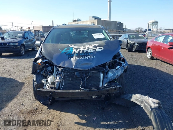 2019 Toyota Sienna XLE Auto Access Seat with VIN 5TDYZ3DC1KS009336, listed as a IAAI auction lot 41774424 with 108,334 mi miles. Bid and sale history available at carsss.com. Image 12.