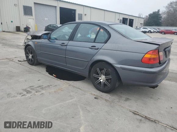 2002 BMW 3 Series 325i with VIN WBAET37472NG79214, listed as a Copart auction lot 43781045 with 310,968 mi miles and Salvage Title. Bid and sale history available at carsss.com. Image 2.