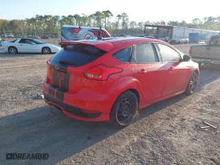 2015 Ford Focus ST with VIN 1FADP3L98FL207998, listed as a IAAI auction lot 41880849 with 203,571 mi miles. Bid and sale history available at carsss.com. Image 4.