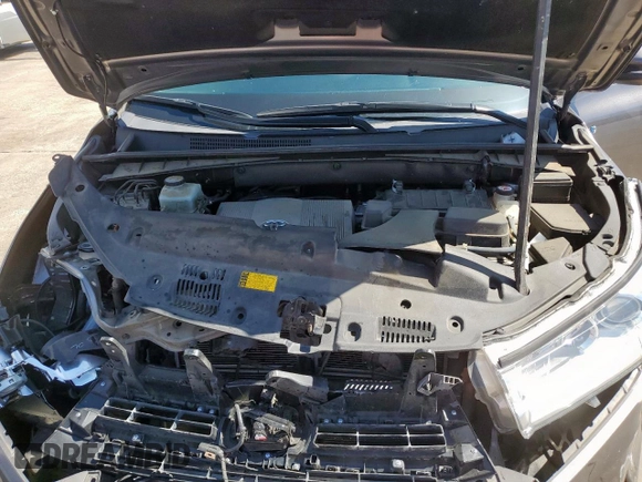 2018 Toyota Highlander Hybrid XLE with VIN 5TDJGRFH1JS045075, listed as a Copart auction lot 62717515 with 81,774 mi miles and Salvage title. Bid and sale history available at DreamBid. Image 12.