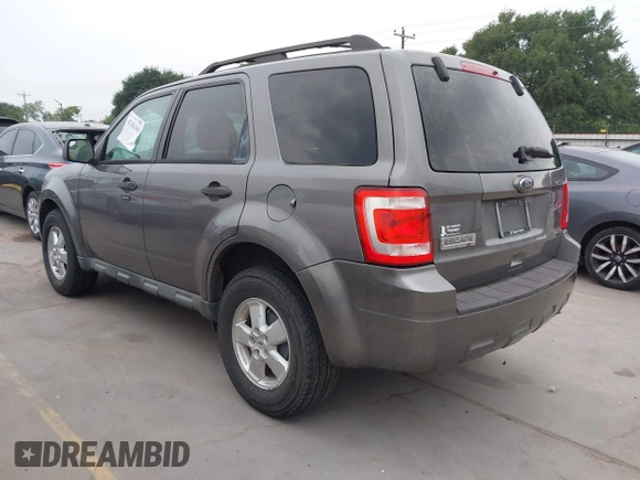 2010 Ford Escape XLT с VIN 1FMCU9D78AKB95229, выставлен на аукционе IAAI как лот 42366349 с пробегом 152 077 миль миль и . История ставок и продаж доступна на DreamBid. Изображение 3.