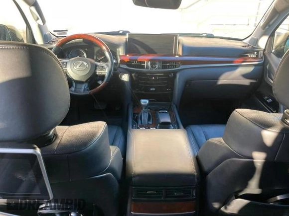 2020 Lexus LX 570 with VIN JTJDY7AX7L4332820, listed as a Copart auction lot 52223565 with 102,417 mi miles and Clean title. Bid and sale history available at DreamBid. Image 9.