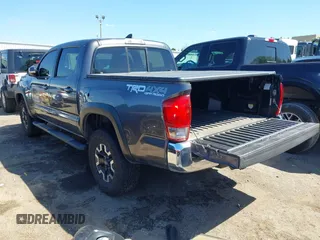 2016 Toyota Tacoma SR with VIN 5TFCZ5AN6GX032026, listed as a IAAI auction lot 42091523 with 159,259 mi miles and . Bid and sale history available at carsss.com. Image 3.