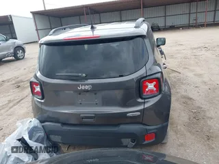 2020 Jeep Renegade Latitude with VIN ZACNJABB6LPL62935, listed as a IAAI auction lot 41487763 with 140,078 mi miles. Bid and sale history available at carsss.com. Image 16.
