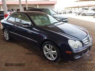 2008 Mercedes-Benz CLK 3.5L with VIN WDBTJ56H18F247202, listed as a IAAI auction lot 41709918 with 110,955 mi miles. Bid and sale history available at carsss.com. Image 1.