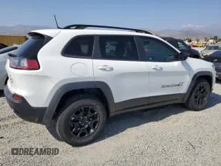 2022 Jeep Cherokee X с VIN 1C4PJMCX8ND529840, выставлен на аукционе Copart как лот 61806905 с пробегом 33 542 миль миль и Списание • Salvage title. История ставок и продаж доступна на DreamBid. Изображение 3.