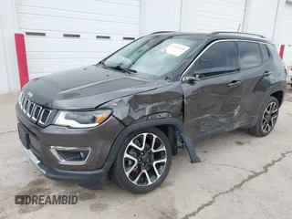 2021 Jeep Compass Limited z VIN 3C4NJDCB5MT521750, wystawiony jako IAAI lot #42169668 z przebiegiem 26 580 mil mil oraz . Historia ofert i sprzedaży dostępna na DreamBid. Obrazek 17.