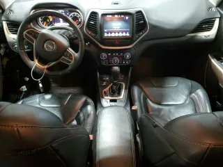 2017 Jeep Cherokee Limited с VIN 1C4PJMDS2HW611557, выставлен на аукционе Copart как лот 46157495 с пробегом 71 166 миль миль и Списание • Salvage title. История ставок и продаж доступна на DreamBid. Изображение 8.
