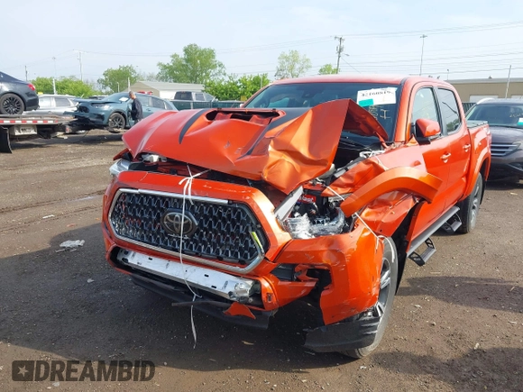 2018 Toyota Tacoma SR with VIN 3TMCZ5AN2JM131276, listed as a IAAI auction lot 42160819 with 46,044 mi miles and . Bid and sale history available at carsss.com. Image 6.