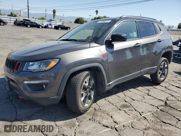 2018 Jeep Compass Trailhawk z VIN 3C4NJDDB0JT130449, wystawiony jako Copart lot #57486015 z przebiegiem 87 318 mil mil oraz Szkoda całkowita • Salvage title. Historia ofert i sprzedaży dostępna na DreamBid. Obrazek 1.