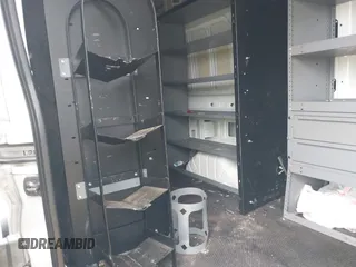2021 Ford Transit Cargo z VIN 1FTBF4X81MKA80705, wystawiony jako IAAI lot #41929575 z przebiegiem Nie podano mil oraz . Historia ofert i sprzedaży dostępna na DreamBid. Obrazek 8.