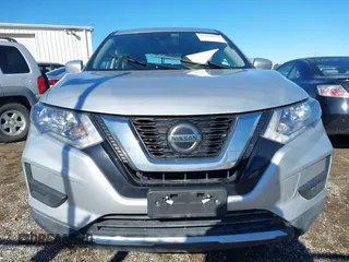 2019 Nissan Rogue SV with VIN KNMAT2MV9KP528451, listed as a IAAI auction lot 41680976 with 117,235 mi miles. Bid and sale history available at carsss.com. Image 13.
