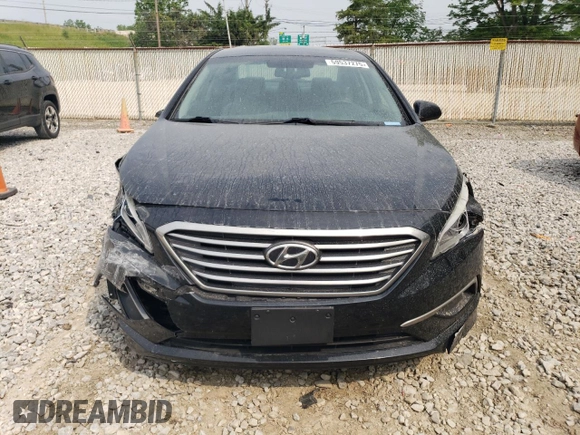 2017 Hyundai Sonata 2.4L z VIN 5NPE24AF9HH568742, wystawiony jako Copart lot #59537275 z przebiegiem 132 831 mil mil oraz Szkoda całkowita • Salvage title. Historia ofert i sprzedaży dostępna na DreamBid. Obrazek 5.