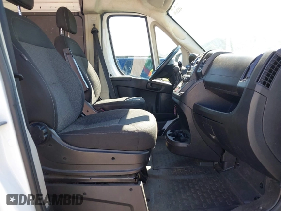 2019 Ram ProMaster Cargo with VIN 3C6TRVCG6KE526501, listed as a IAAI auction lot 41851694 with 152,856 mi miles and . Bid and sale history available at DreamBid. Image 5.