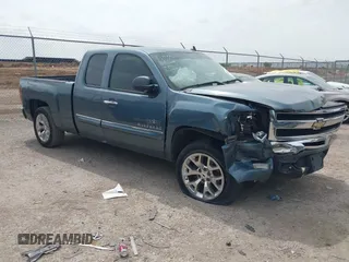 2011 Chevrolet Silverado 1500 LT with VIN 1GCRCSE0XBZ288448, listed as a IAAI auction lot 41962746 with 214,506 mi miles and . Bid and sale history available at DreamBid. Image 1.