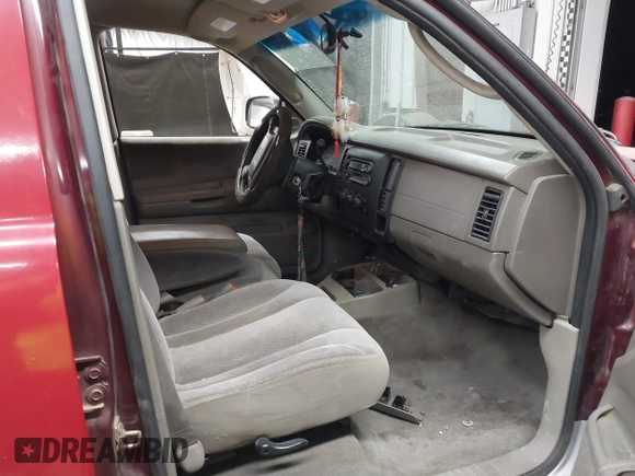 2001 Dodge Dakota Sport with VIN 1B7HL2AN81S296293, listed as a IAAI auction lot 41470036 with 203,323 mi miles. Bid and sale history available at carsss.com. Image 5.