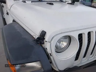 2019 Jeep Wrangler Unlimited Sport S with VIN 1C4HJXDG2KW500662, listed as a IAAI auction lot 42571152 with 45,067 mi miles and . Bid and sale history available at DreamBid. Image 6.