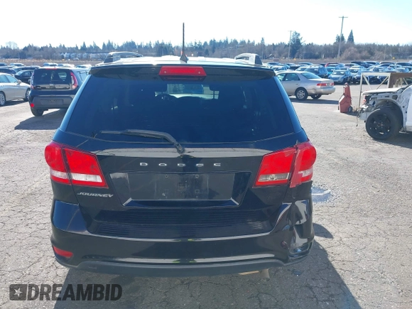 2019 Dodge Journey SE z VIN 3C4PDCBB1KT859686, wystawiony jako IAAI lot #41548860 z przebiegiem 68 955 mil mil oraz . Historia ofert i sprzedaży dostępna na DreamBid. Obrazek 16.