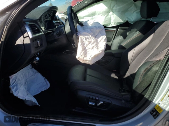 2018 BMW 3 Series 330i xDrive with VIN WBA8Z9C52JG828738, listed as a Copart auction lot 42131075 with 0 mi miles and Salvage Title. Bid and sale history available at carsss.com. Image 7.