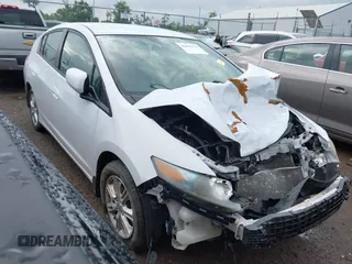 2010 Honda Insight EX с VIN JHMZE2H75AS007407, выставлен на аукционе IAAI как лот 42696778 с пробегом 199 426 миль миль и . История ставок и продаж доступна на DreamBid. Изображение 1.