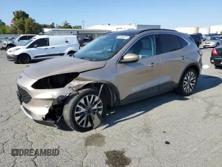 2021 Ford Escape Titanium Hybrid z VIN 1FMCU9DZ3MUA03743, wystawiony jako Copart lot #64486935 z przebiegiem 39 391 mil mil oraz Szkoda całkowita • Salvage title. Historia ofert i sprzedaży dostępna na DreamBid. Obrazek 1.