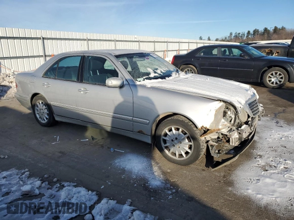 2001 Mercedes-Benz E-Class AWD with VIN WDBJF82J91X045050, listed as a Copart auction lot 41681525 with 0 mi miles and Salvage Title. Bid and sale history available at carsss.com. Image 4.