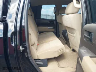 2010 Toyota Tundra 4WD Truck with VIN 5TFUW5F14AX121698, listed as a IAAI auction lot 41582570 with 1 mi miles. Bid and sale history available at carsss.com. Image 8.