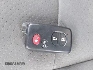 2014 Toyota Prius с VIN JTDKN3DP7E3059300, выставлен на аукционе IAAI как лот 42060345 с пробегом 86 729 миль миль и . История ставок и продаж доступна на DreamBid. Изображение 11.