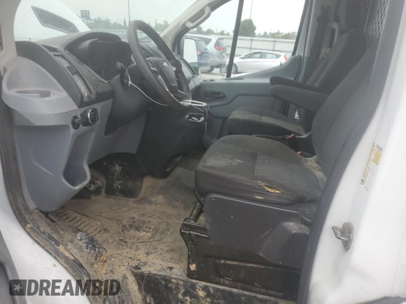 2018 Ford Transit z VIN 1FTYR1YM9JKA98599, wystawiony jako Copart lot #60429075 z przebiegiem 131 146 mil mil oraz Szkoda całkowita • Salvage title. Historia ofert i sprzedaży dostępna na DreamBid. Obrazek 7.