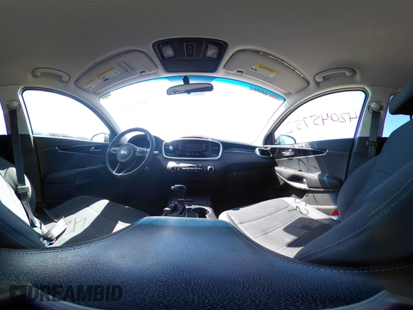 2017 Kia Sorento LX with VIN 5XYPG4A34HG192880, listed as a IAAI auction lot 42045752 with 150,772 mi miles. Bid and sale history available at carsss.com. Image 17.