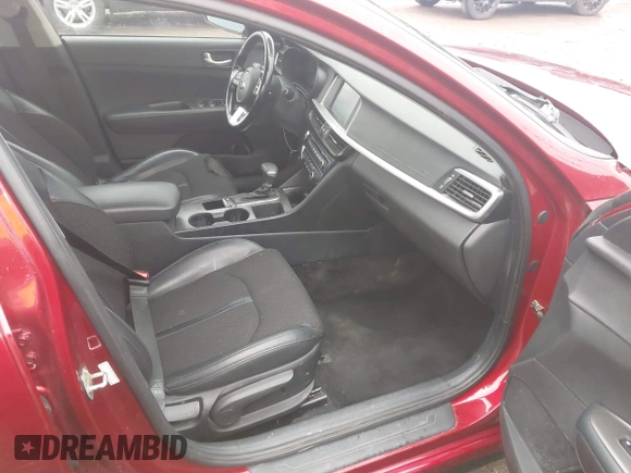 2019 Kia Optima LX with VIN 5XXGT4L38KG360993, listed as a IAAI auction lot 41561143 with 101,237 mi miles. Bid and sale history available at carsss.com. Image 5.
