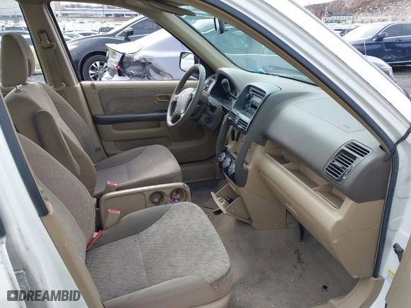 2006 Honda CR-V LX with VIN SHSRD68506U406846, listed as a IAAI auction lot 41735698 with 122,805 mi miles. Bid and sale history available at carsss.com. Image 5.