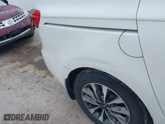 2015 Kia Sedona EX with VIN KNDMC5C14F6019067, listed as a IAAI auction lot 42045357 with 149,736 mi miles. Bid and sale history available at carsss.com. Image 6.