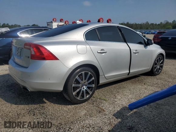 2017 Volvo S60 Inscription с VIN LYV402TKXHB141621, выставлен на аукционе Copart как лот 66577954 с пробегом 89 438 миль миль и Списание • Salvage title. История ставок и продаж доступна на DreamBid. Изображение 3.