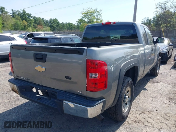 2008 Chevrolet Silverado 1500 Work Truck with VIN 1GCEC19X28Z322147, listed as a IAAI auction lot 42233304 with 132,411 mi miles and . Bid and sale history available at DreamBid. Image 4.