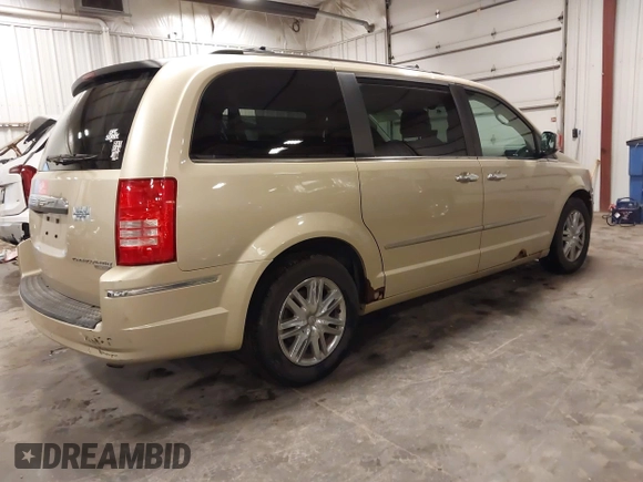 2010 Chrysler Town & Country Limited with VIN 2A4RR7DX5AR386462, listed as a IAAI auction lot 41781713 with 183,091 mi miles and . Bid and sale history available at carsss.com. Image 4.