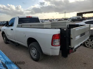 2021 Ram 2500 Tradesman with VIN 3C6MR4AJ8MG522177, listed as a Copart auction lot 82785714 with 135,733 mi miles and Clean title. Bid and sale history available at DreamBid. Image 2.