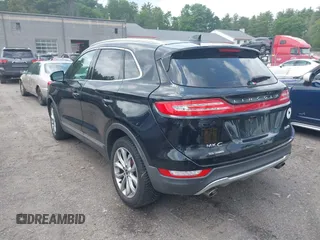 2016 Lincoln MKC Select with VIN 5LMCJ2D97GUJ26611, listed as a IAAI auction lot 42462595 with Not provided miles and . Bid and sale history available at DreamBid. Image 14.