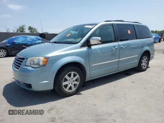 2010 Chrysler Town & Country Touring z VIN 2A4RR5DX0AR368262, wystawiony jako Copart lot #57821775 z przebiegiem 118 986 mil mil oraz Szkoda całkowita • Salvage title. Historia ofert i sprzedaży dostępna na DreamBid. Obrazek 1.