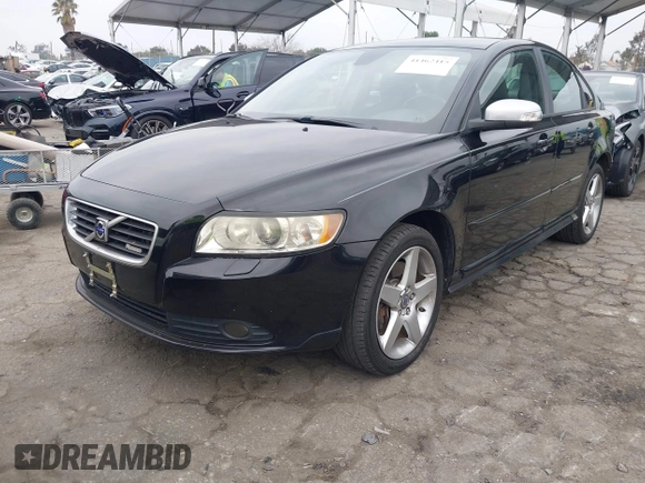 2010 Volvo S40 R-Design with VIN YV1672MH4A2488208, listed as a IAAI auction lot 41462415 with 125,665 mi miles. Bid and sale history available at carsss.com. Image 17.