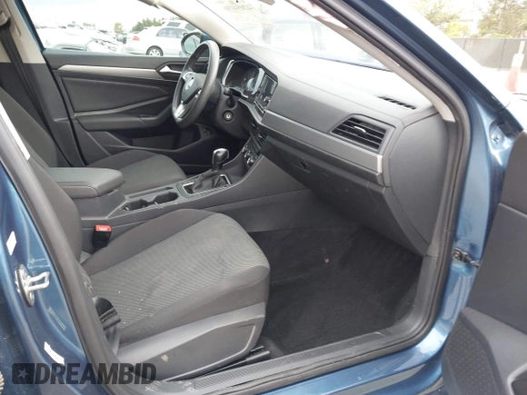 2020 Volkswagen Jetta S z VIN 3VWC57BU2LM086126, wystawiony jako IAAI lot #42054196 z przebiegiem 29 819 mil mil oraz . Historia ofert i sprzedaży dostępna na DreamBid. Obrazek 5.
