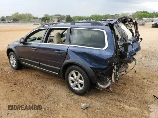 2012 Volvo XC70 3.2L with VIN YV4952BL8C1130034, listed as a Copart auction lot 49821734 with 76,622 mi miles and Salvage Title. Bid and sale history available at DreamBid. Image 2.