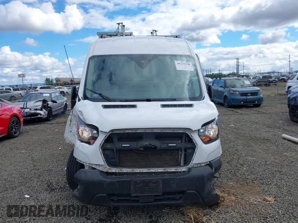2022 Ford Transit Cargo with VIN 1FTBR1C83NKA78404, listed as a IAAI auction lot 40335158 with 31,273 mi miles and . Bid and sale history available at DreamBid. Image 12.